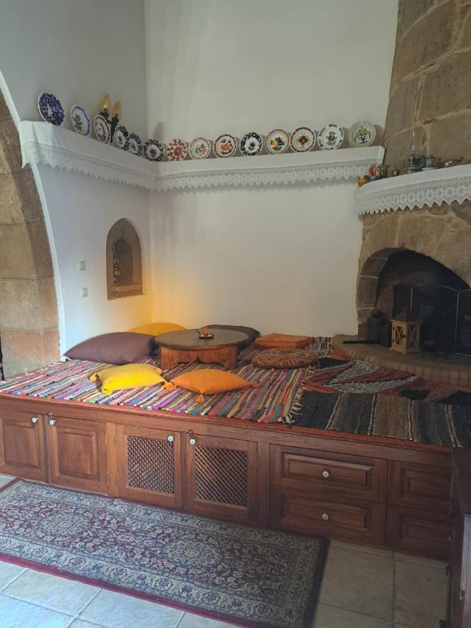 Matina'S Traditional House 하라키 외부 사진